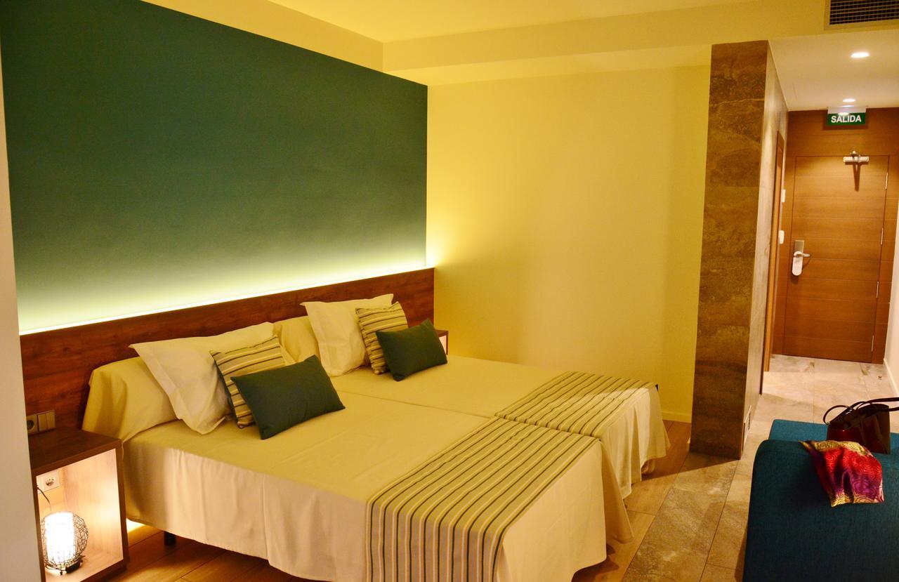 Hotel Venta Banos Campos del Río Exteriör bild