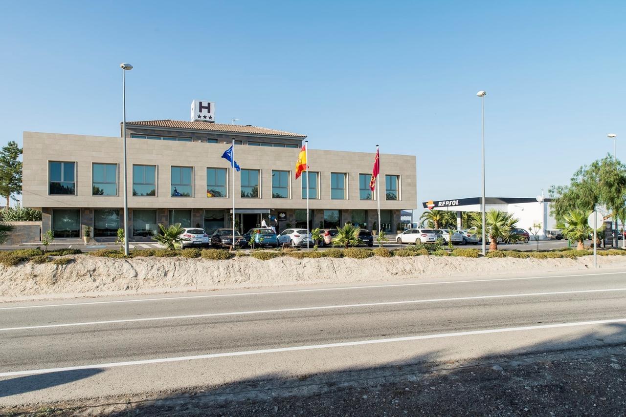 Hotel Venta Banos Campos del Río Exteriör bild